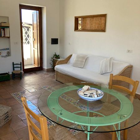 Appartamento Vista Mare - Amazing Sea View Apartment Stintino Exterior photo
